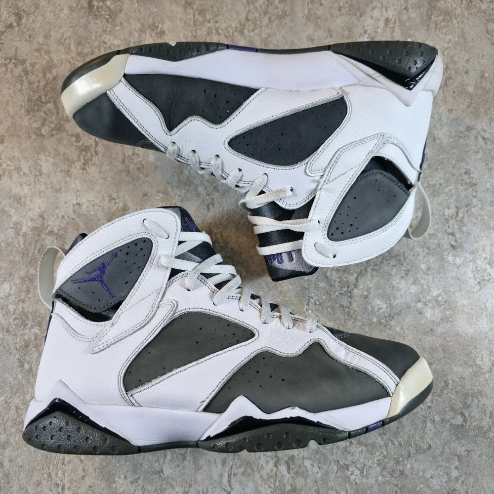 Jordan 7 Retro Flint (2021) Mens Size 8.5 Shoes CU9307-100 Sneakers White Purple